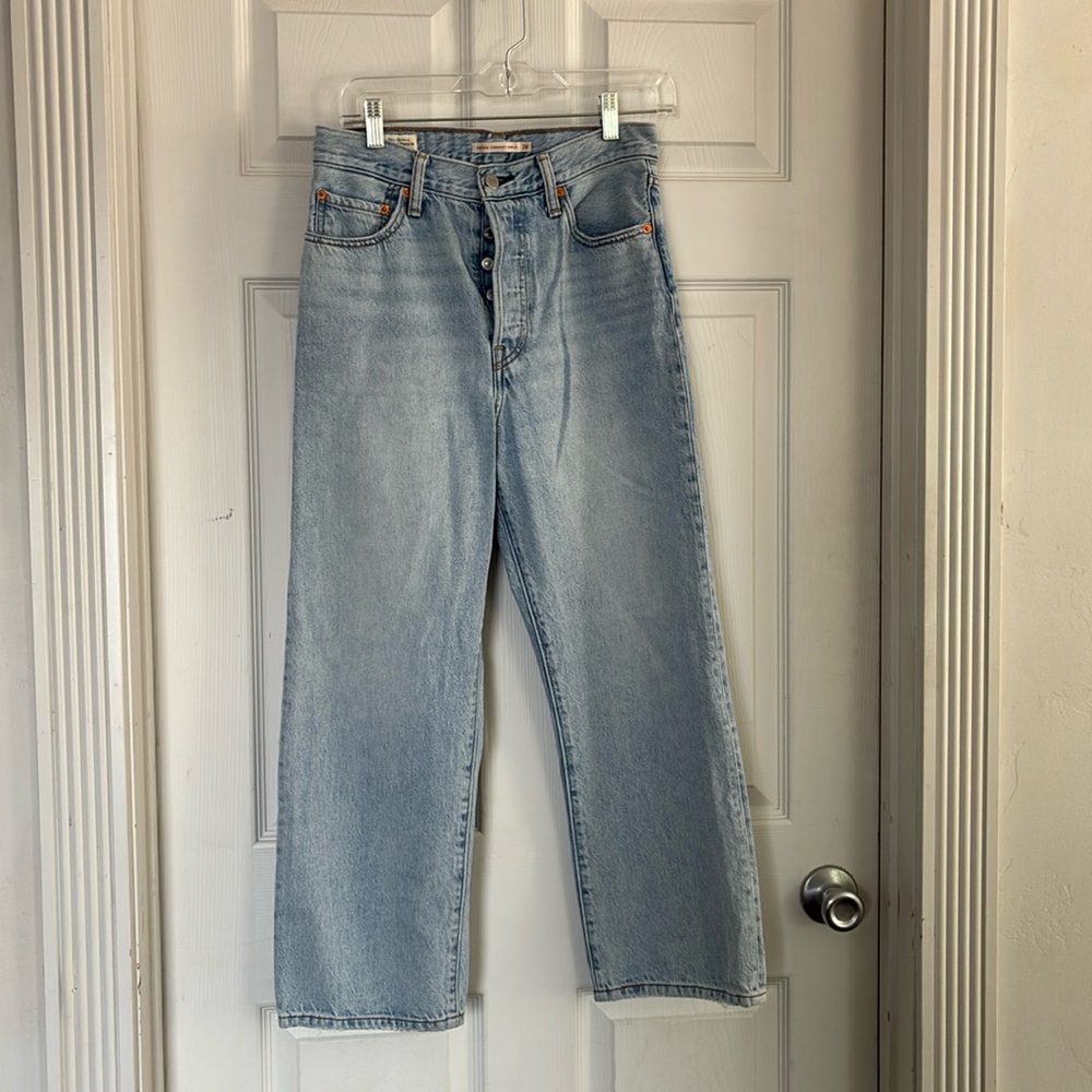 COPY - Levi Ribcage Straight Ankle Jeans